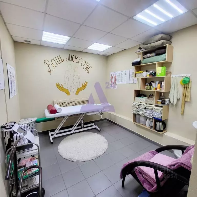 Офис в Алтайский край, Барнаул Молодежная ул., 68 (46 м) - Фото 1