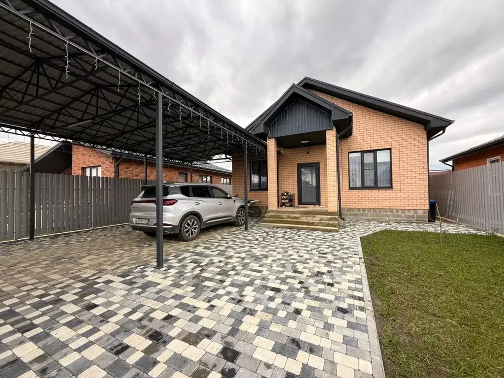 Дом в Краснодарский край, Белореченск Полевая ул. (102 м) - Фото 1