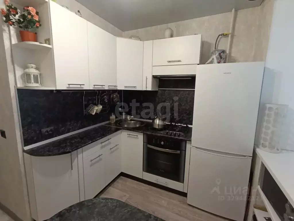 2-к кв. Башкортостан, Стерлитамак ул. Льва Толстого, 1 (43.6 м) - Фото 2