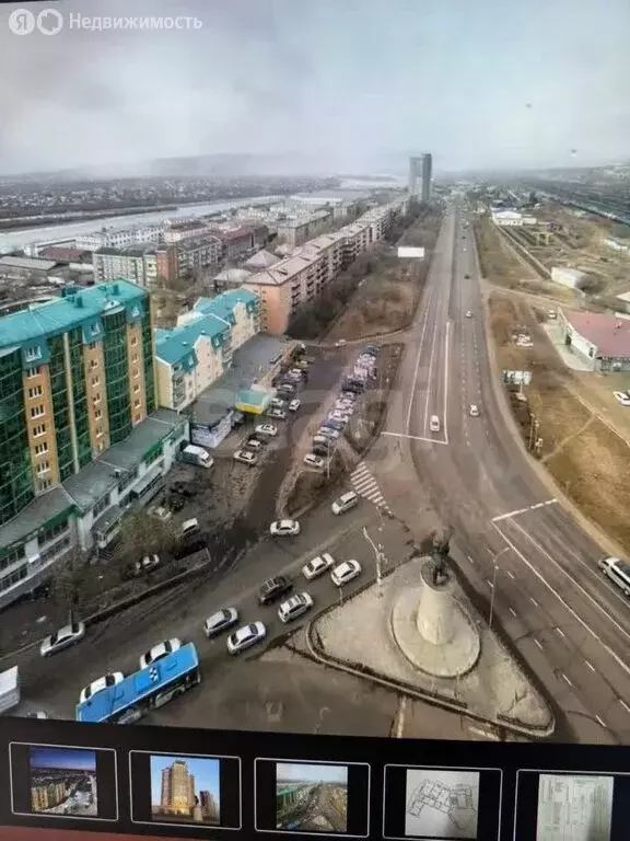 3-комнатная квартира: Улан-Удэ, улица Смолина, 54Б (97 м) - Фото 1