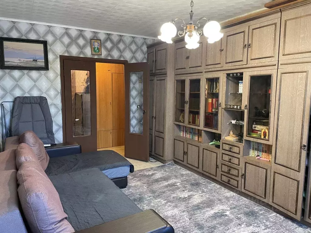 2-к кв. Волгоградская область, Волгоград ул. Космонавтов, 17 (50.6 м) - Фото 1