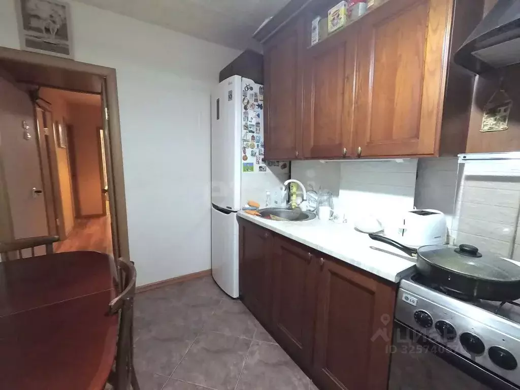 3-к кв. Коми, Сыктывкар Коммунистическая ул., 76 (62.2 м) - Фото 2