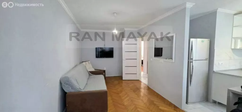 3-комнатная квартира: Майкоп, улица Ленина, 54 (61.1 м) - Фото 1