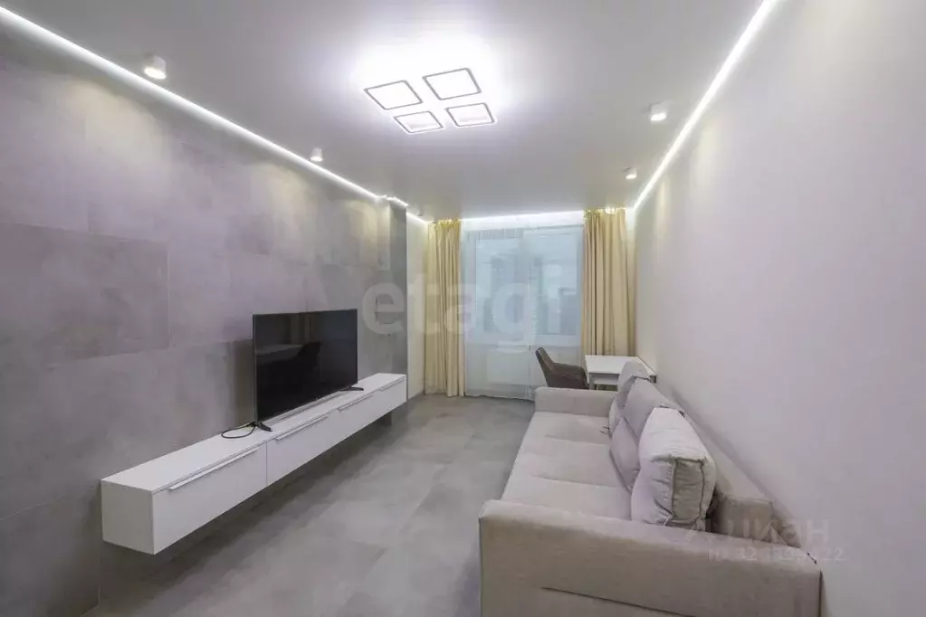 2-к кв. Пермский край, Пермь ул. Карла Модераха, 6 (75.0 м) - Фото 1