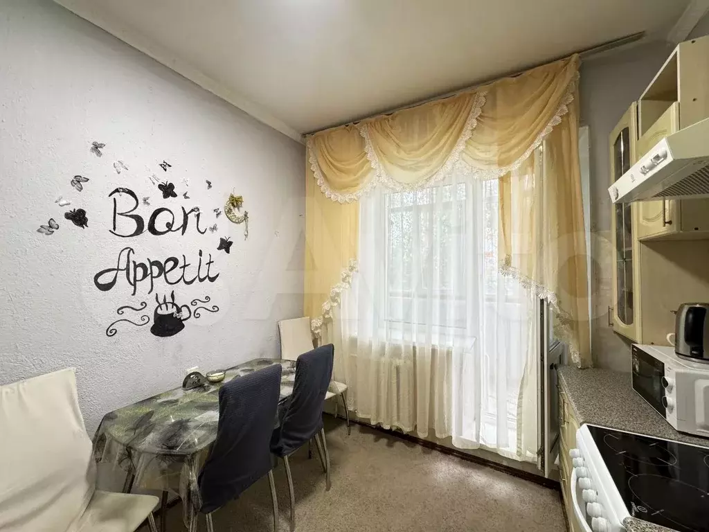 1-к. квартира, 45 м, 3/5 эт. - Фото 1