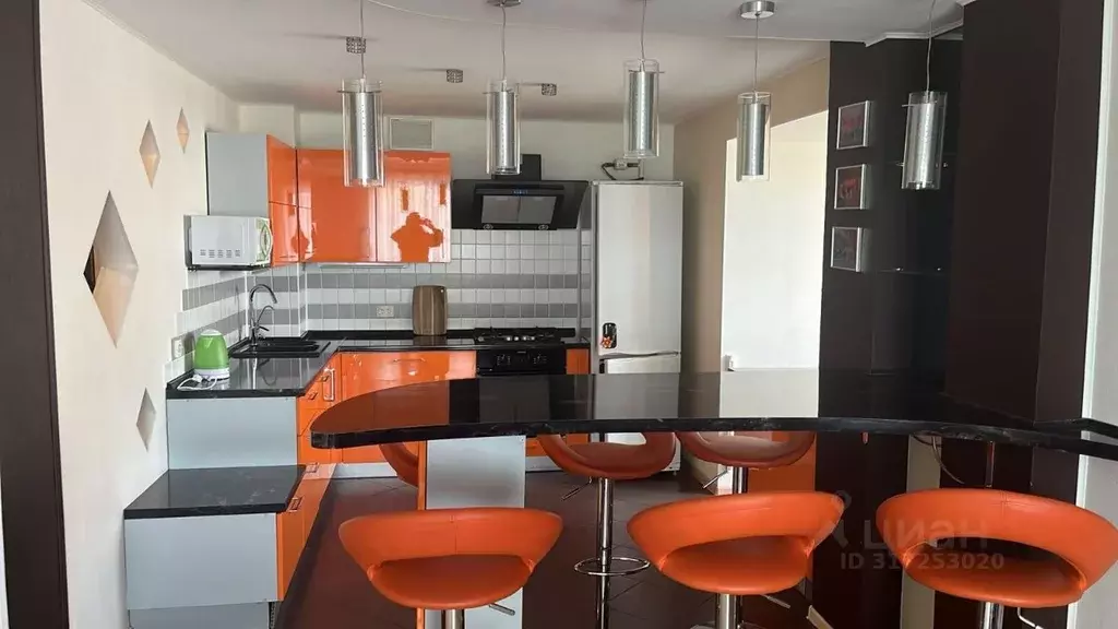 2-к кв. Владимирская область, Владимир просп. Ленина, 71б (65.6 м) - Фото 0