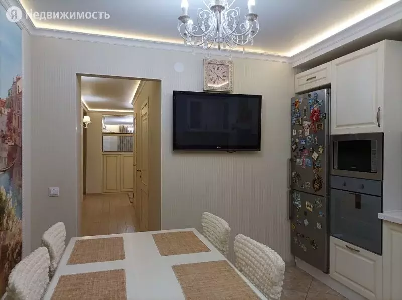 3-комнатная квартира: Великий Новгород, улица Ломоносова, 37 (107 м) - Фото 1
