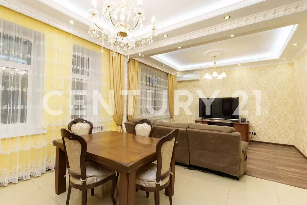 3-к. квартира, 94 м, 3/7 эт. - Фото 1