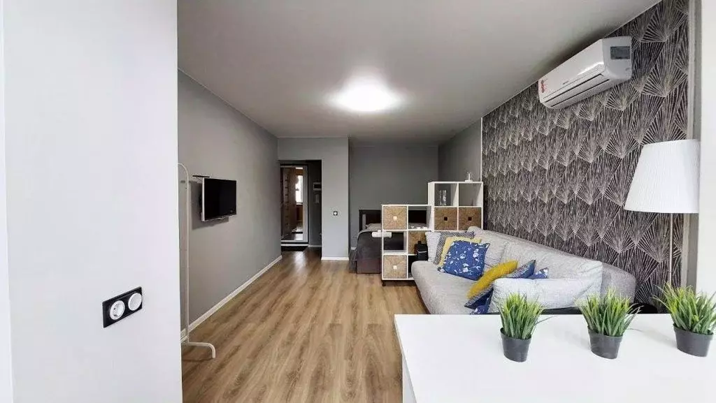 1-к кв. Московская область, Лобня ул. Чехова, 2Б (38.0 м) - Фото 1