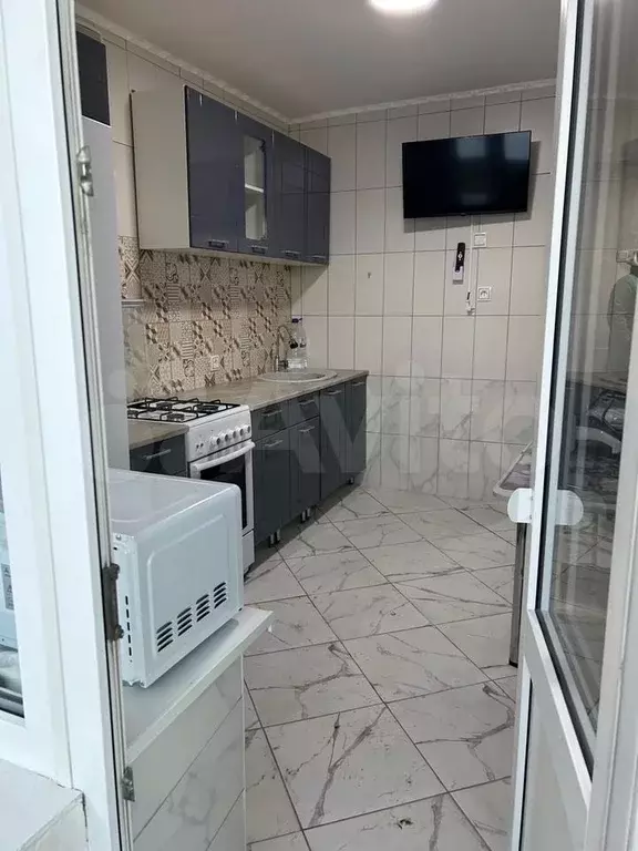 1-к. квартира, 40 м, 3/9 эт. - Фото 1