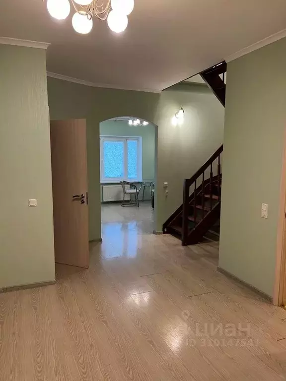 4-к кв. Санкт-Петербург, Санкт-Петербург, Сестрорецк ул. Александра ... - Фото 0