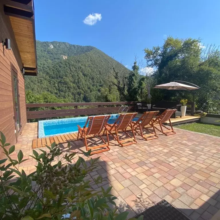 Дом в Краснодарский край, Сочи городской округ, с. Монастырь ул. ... - Фото 1