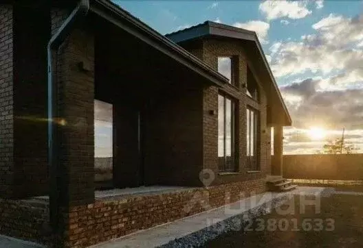 Дом в Краснодарский край, Ейское городское поселение, пос. Морской ул. ... - Фото 1