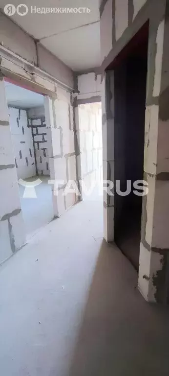 1-комнатная квартира: Симферополь, улица 51-й Армии, 55 (37.9 м) - Фото 1