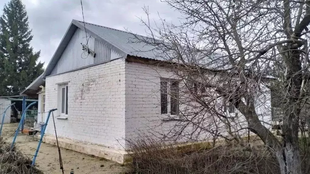 Дом в Саратовская область, Советское рп ул. Мельничная (73 м) - Фото 1