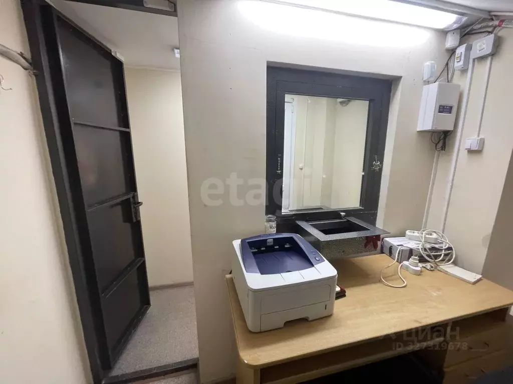 Торговая площадь в Ростовская область, Ростов-на-Дону, Нахичевань пл. ... - Фото 2