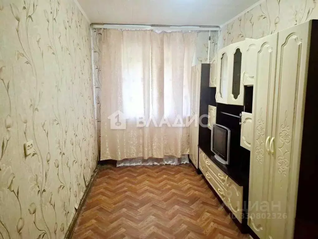Комната Калужская область, Калуга ул. Веры Андриановой, 26 (10.0 м) - Фото 1