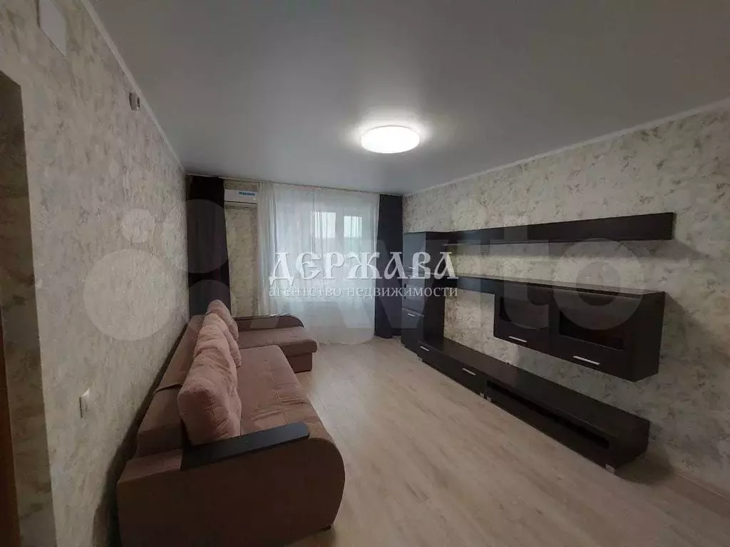 2-к. квартира, 67 м, 1/9 эт. - Фото 0