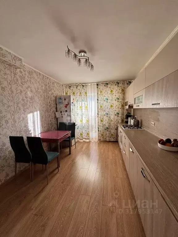 3-к кв. Ямало-Ненецкий АО, Салехард ул. Свердлова, 41 (89.8 м) - Фото 1