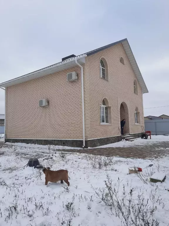 Дом в Тамбовская область, Тамбов Веселая ул., 72 (192 м) - Фото 0