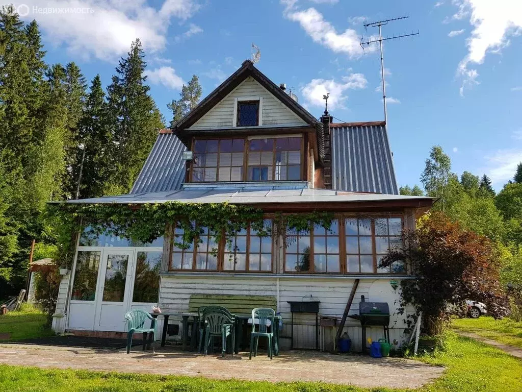 Дом в Выборгский район, Гончаровское сельское поселение, посёлок ... - Фото 1