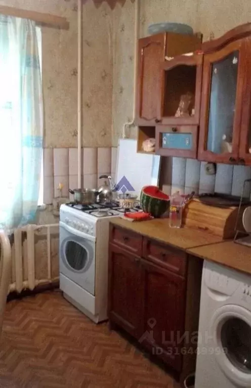 5-к кв. Ростовская область, Волгодонск ул. Черникова (92.3 м) - Фото 0