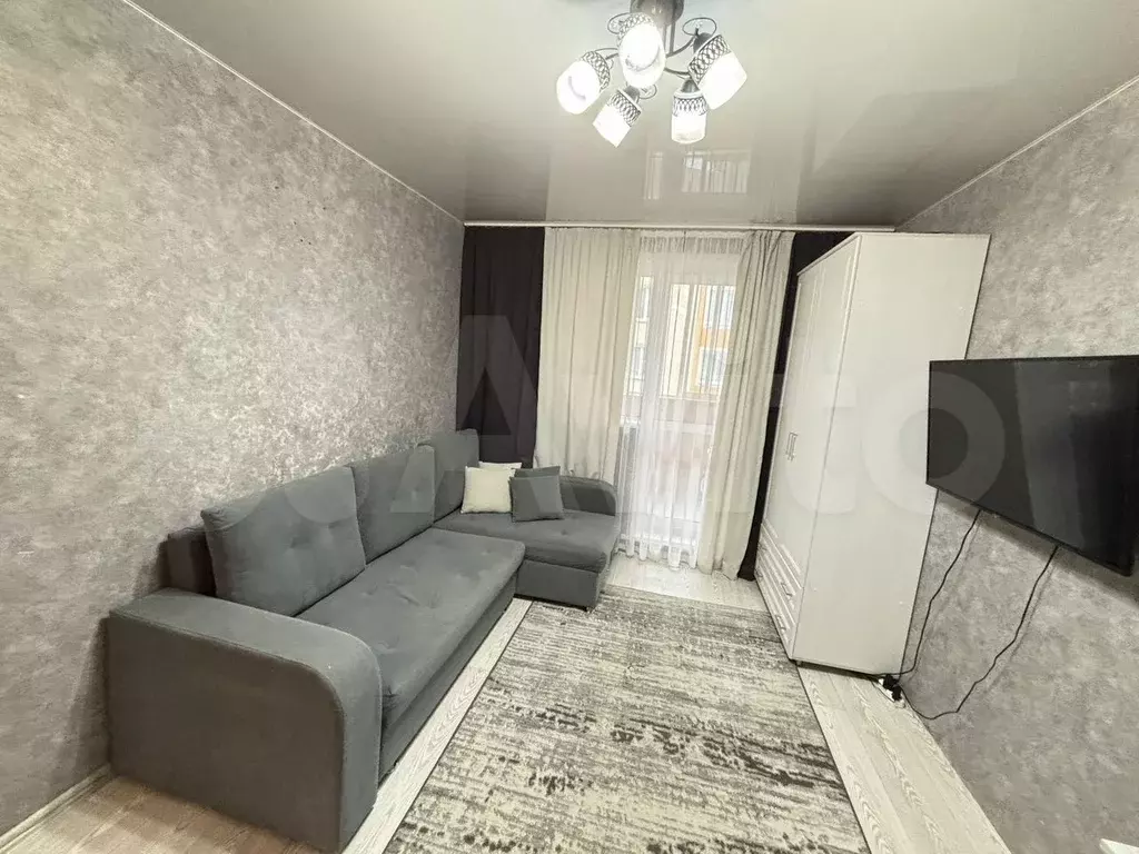 1-к. квартира, 27 м, 1/3 эт. - Фото 0