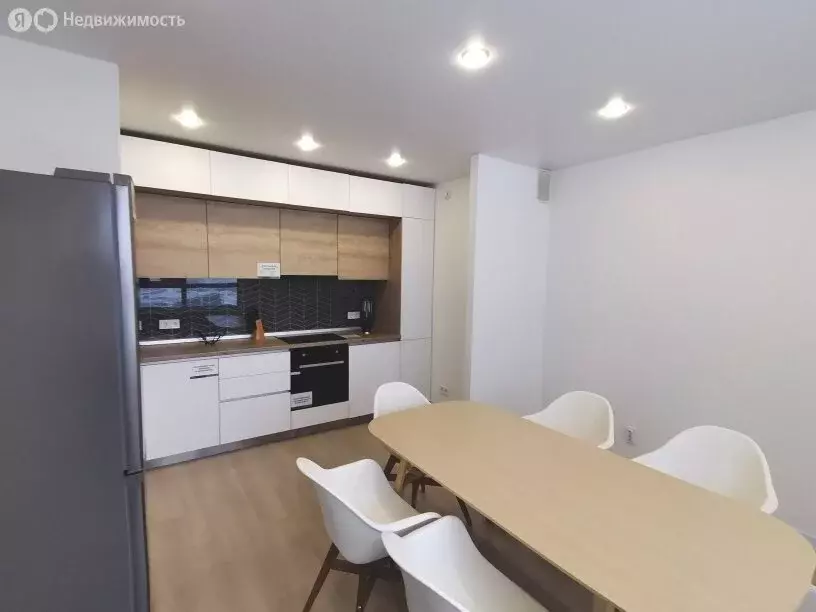 3-комнатная квартира: Пенза, улица Яшиной, 10 (71.9 м) - Фото 2