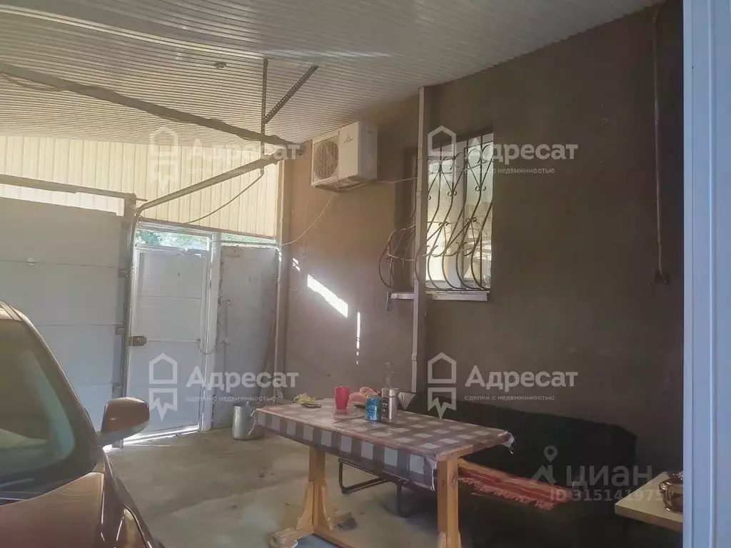 Дом в Волгоградская область, Волгоград ул. Коммуны (70 м) - Фото 1
