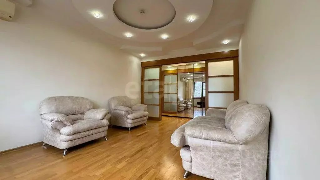 3-к кв. Адыгея, Майкоп ул. 12 Марта, 144К3 (63.0 м) - Фото 1