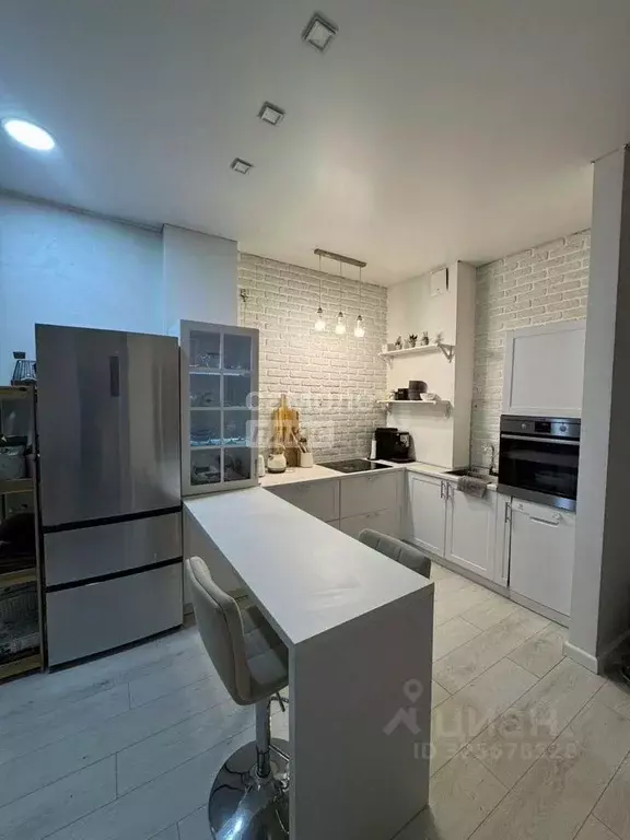 2-к кв. Челябинская область, Челябинск ул. Братьев Кашириных, 124 ... - Фото 2