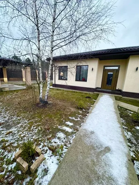 Дом в Московская область, Балашиха городской округ, с. Новый Милет 110 ... - Фото 1