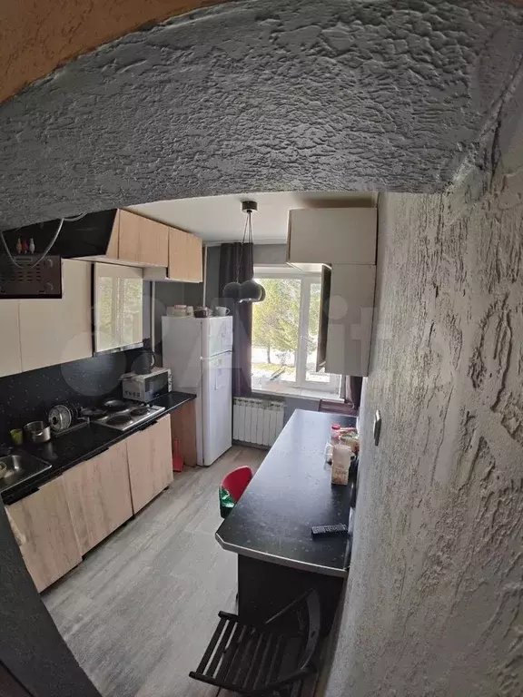 3-к. квартира, 80 м, 2/4 эт. - Фото 0