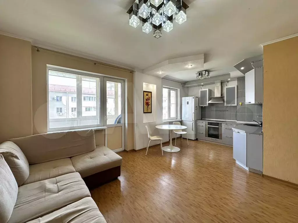 2-к. квартира, 70 м, 4/5 эт. - Фото 0