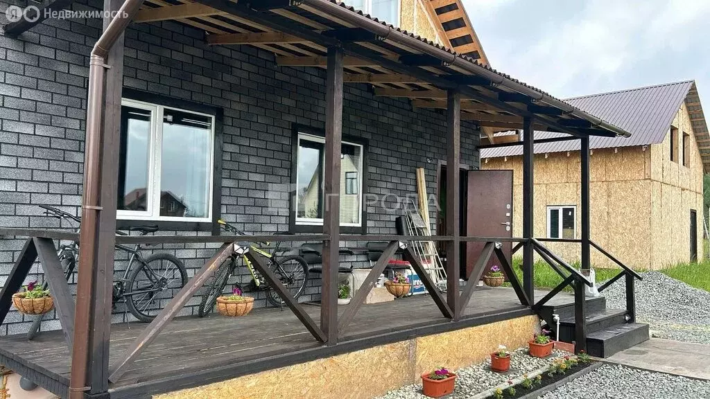Дом в Плотниково, микрорайон Южный, Радужная улица (127 м) - Фото 1