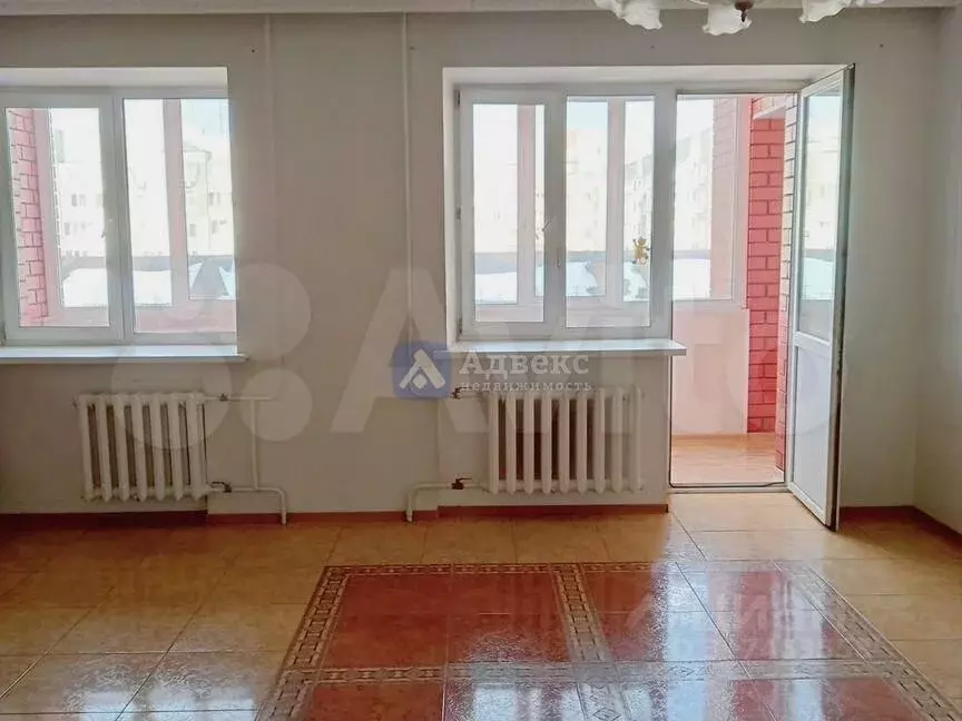 3-к кв. Тюменская область, Тюмень ул. Шиллера, 46к3 (137.1 м) - Фото 1
