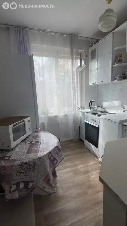 3-комнатная квартира: Кемерово, Октябрьский проспект, 73 (61 м) - Фото 0