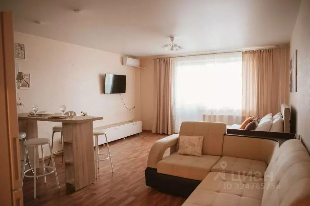 1-к кв. Челябинская область, Челябинск ул. Братьев Кашириных, 119 ... - Фото 2