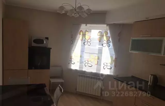 2-к кв. Пензенская область, Пенза ул. Новый Кавказ, 17 (70.0 м) - Фото 2