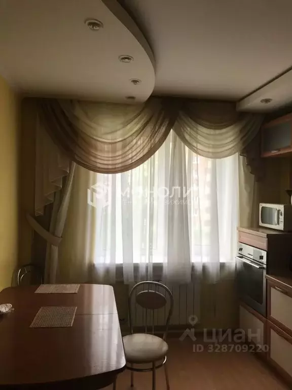 3-к кв. Белгородская область, Старый Оскол Восточный мкр, 10 (70.0 м) - Фото 2