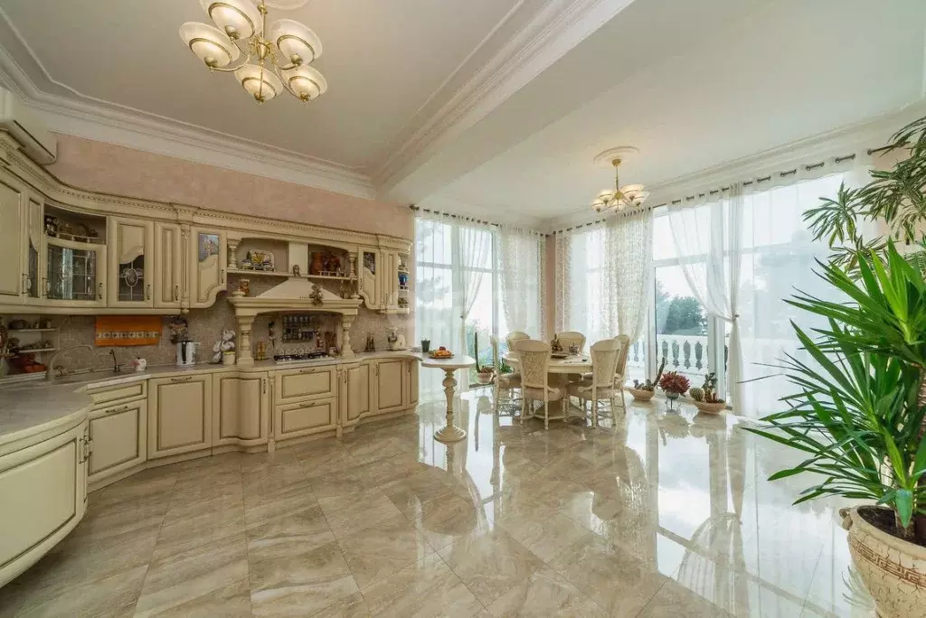 Дом в Крым, Ялта муниципальный округ, Гаспра пгт ул. Лесная, 18Б (725 ... - Фото 1