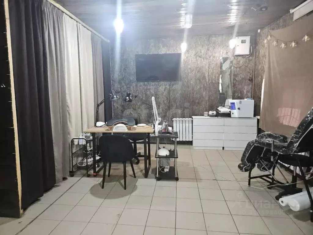 Торговая площадь в Башкортостан, Кармаскалинский район, д. Кабаково  ... - Фото 1