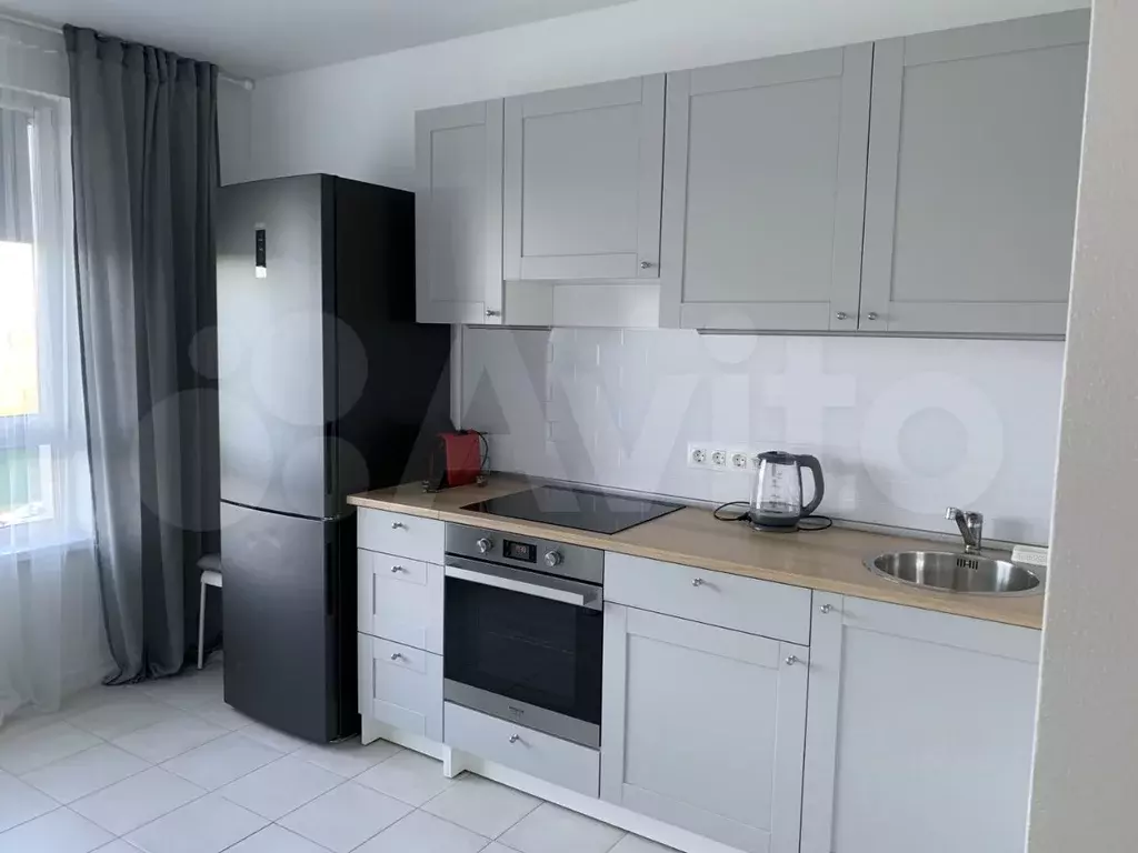 1-к. квартира, 42 м, 4/9 эт. - Фото 0