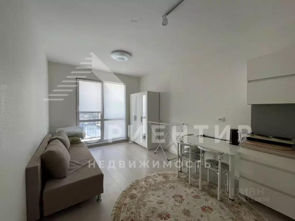 Студия Свердловская область, Екатеринбург ул. Зеленый Остров, 14 (21.8 ... - Фото 1