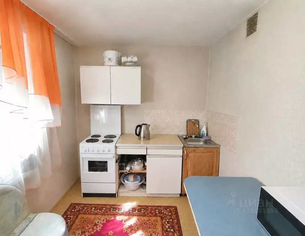 1-к кв. Кемеровская область, Новокузнецк ул. Космонавтов, 12 (28.6 м) - Фото 2