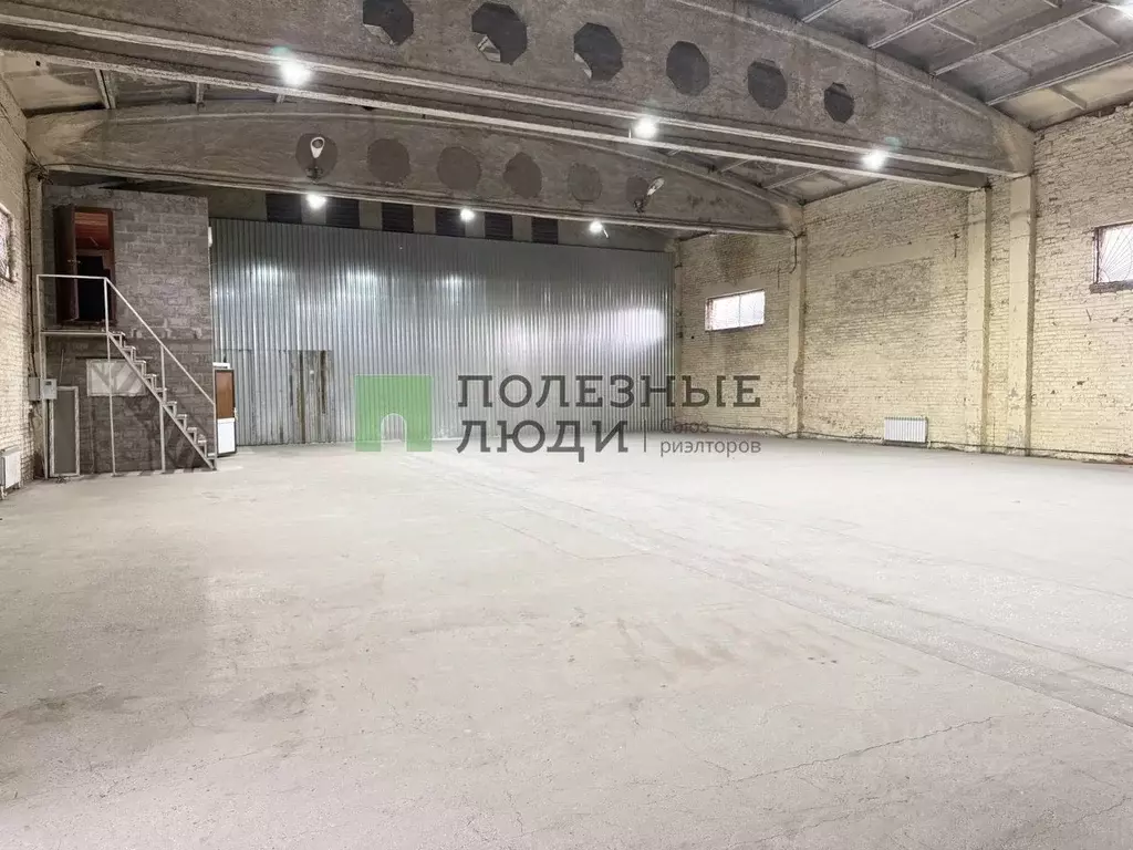 Склад в Астраханская область, Астрахань ул. Рождественского, 15 (450 ... - Фото 1