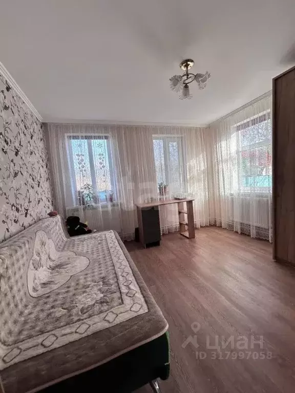Дом в Адыгея, Майкопский район, Абадзехская ст-ца Октябрьская ул. (64 ... - Фото 0