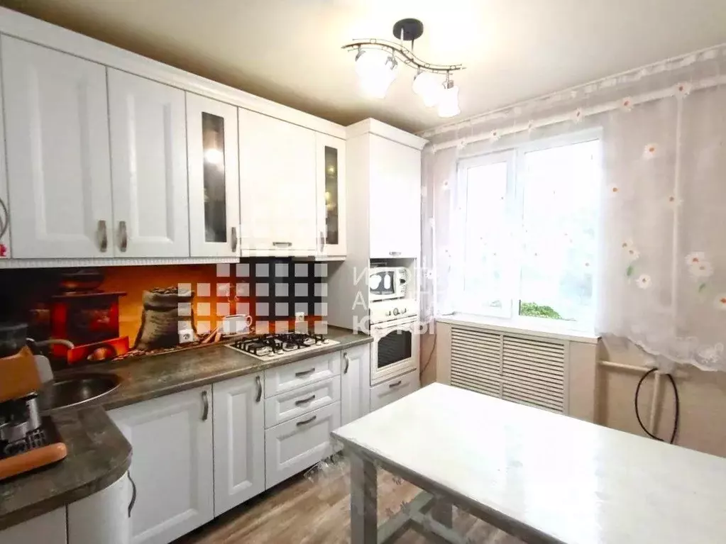 2-к кв. Ханты-Мансийский АО, Ханты-Мансийск Пролетарская ул., 8 (54.4 ... - Фото 2