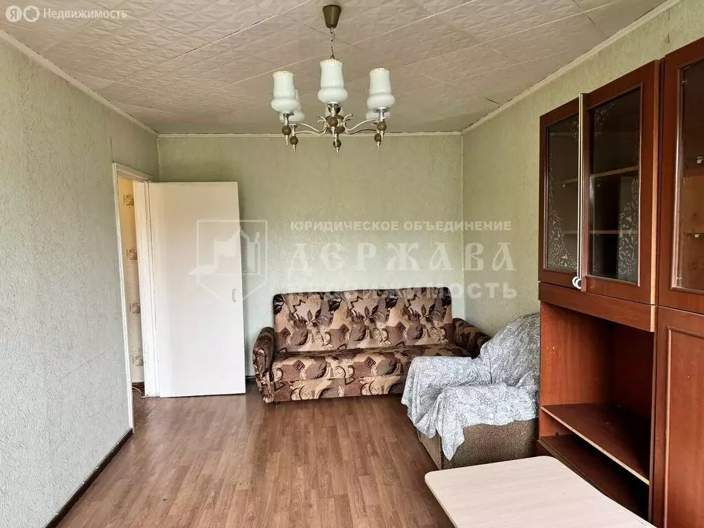 1-комнатная квартира: Междуреченск, проспект Строителей, 18 (32.1 м) - Фото 0
