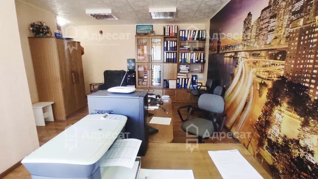 Офис в Волгоградская область, Волжский ул. 7-я Автодорога, 30 (42 м) - Фото 2